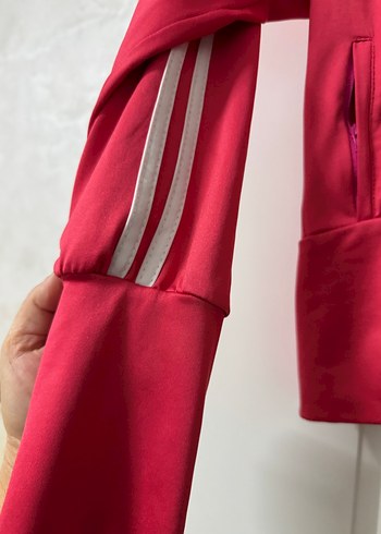 Eşofman üstü ital bir ürün - Görsel 4