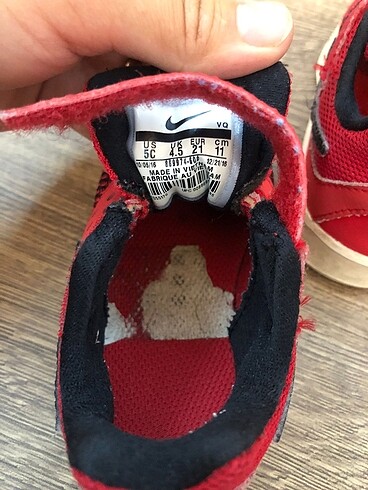 21 Beden kırmızı Renk Nike bebek ayakkabı