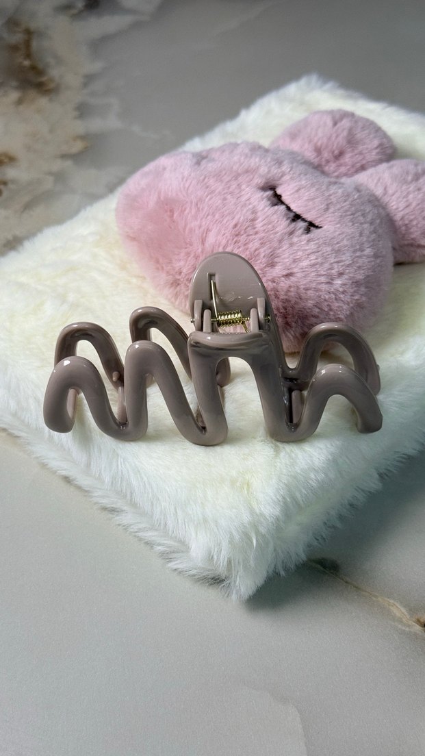 Modern Dalgalı Saç Tokası - Görsel 2