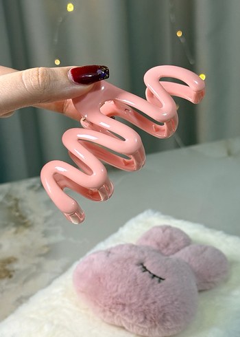 Pembe Dalgalı Tasarımlı Kadın Saç Tokası - Görsel 4