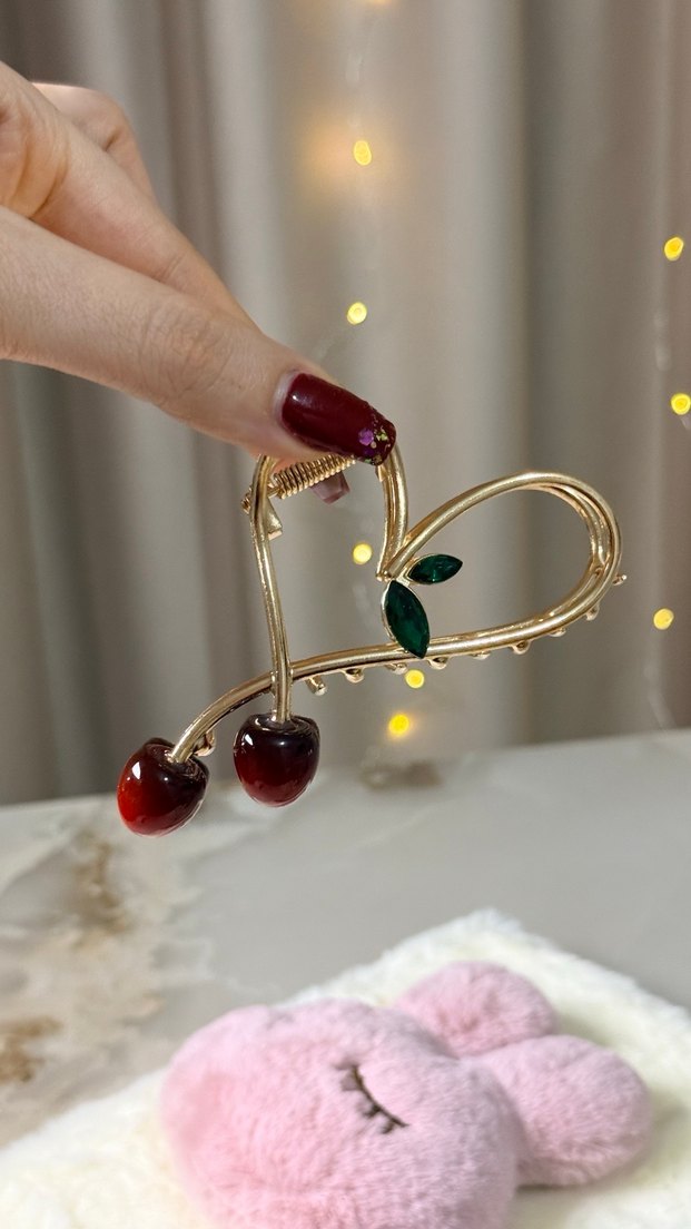 Kiraz Detaylı Kadın Saç Tokası - Görsel 3