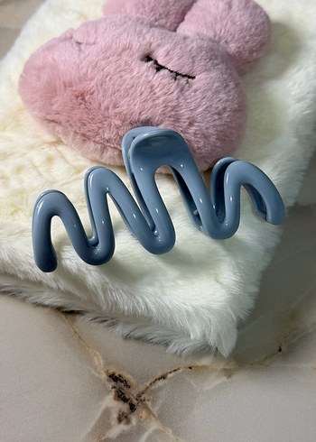 Gri Dalgalı Saç Tokası - Görsel 2