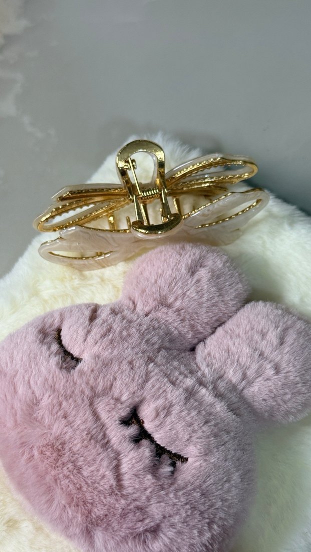 Bej Pastel Fiyonk Figürlü Kadın Toka - Görsel 5