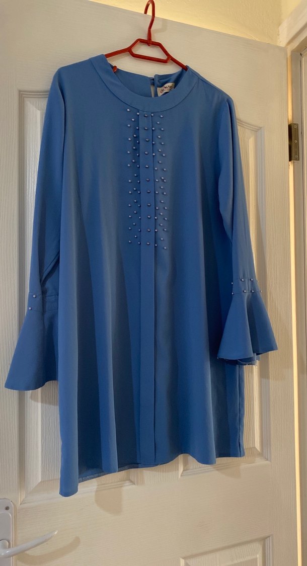 Düğmeli Nakışlı Mavi Hamile Bluzu - Görsel 2