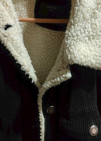 Bershka Kadife içi kürklü Ceket - Görsel 2