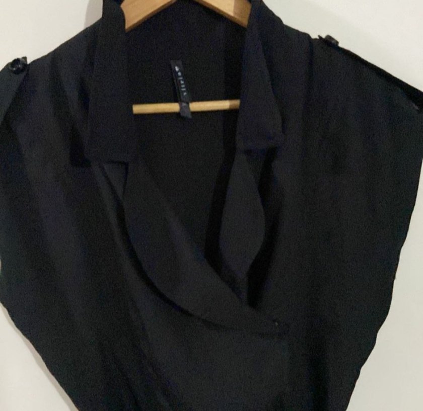 Kemer Detaylı Siyah Kolsuz Tulum - Görsel 3