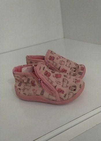 LC Waikiki Kız Çocuk Pembe Bohem Desenli Sıcak Terlik