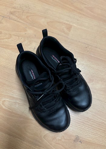 Skechers 37