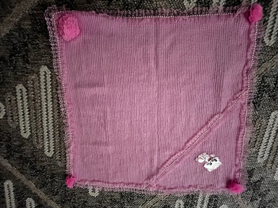 Pembe Nakışlı Örgü Çocuk Battaniyesi - Görsel 2