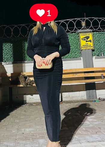 Trendyol & Milla Siyah Uzun Kalem Elbise V Yaka