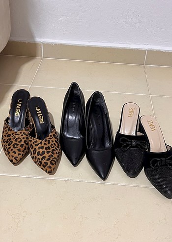 Siyah Yılan Derisi Desenli Topuklu Kadın Terlik - Görsel 6