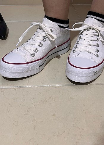 Beyaz Platform Topuklu Bağcıklı Kadın Spor Ayakkabı - Görsel 2