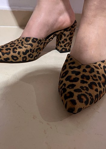 Leopar Desenli Süet Topuklu Kadın Stiletto - Görsel 5