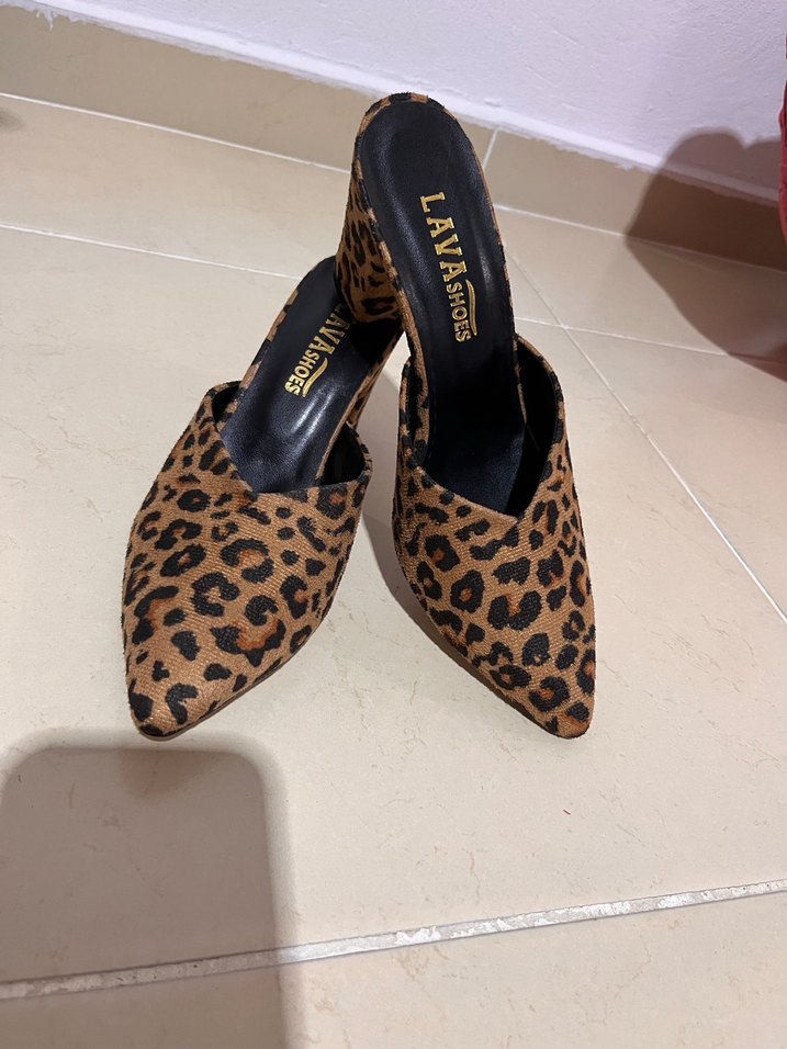 Leopar Desenli Süet Topuklu Kadın Stiletto - Görsel 2