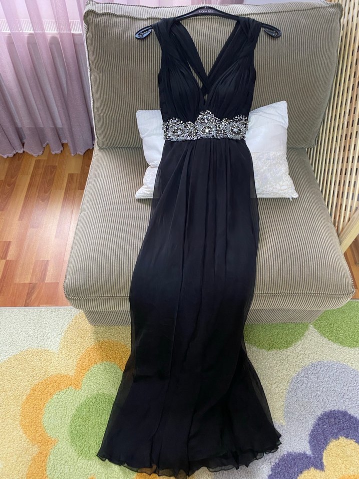 Roman marka V Yaka Siyah Uzun Abiye Elbise - Görsel 2