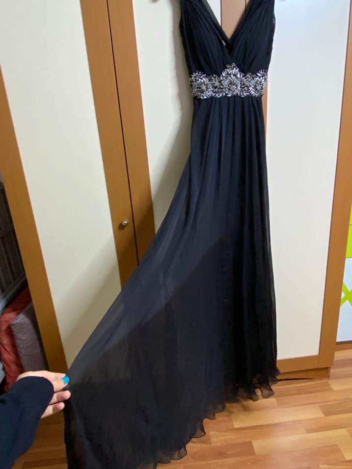 Roman marka V Yaka Siyah Uzun Abiye Elbise - Görsel 4