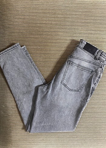 Mango Gri Mom Fit Kadın Denim Pantolon - Görsel 2