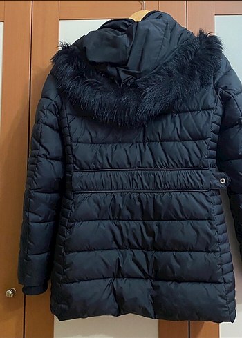 Zara kapüşonlu siyah uzun şişme mont - Görsel 5