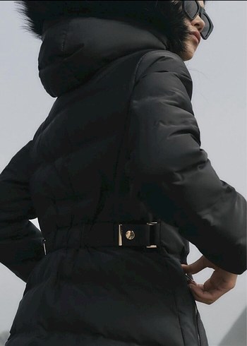 Zara kapüşonlu siyah uzun şişme mont - Görsel 3