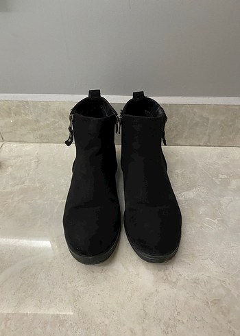 Siyah Süet Fermuarlı Kadın Bot - Görsel 3