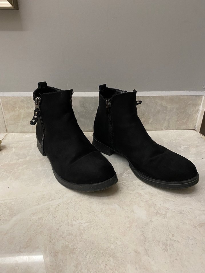 Siyah Süet Fermuarlı Kadın Bot - Görsel 2