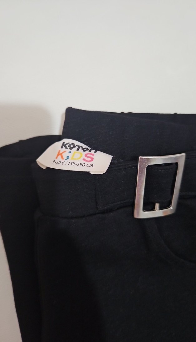 Siyah Tokalı çocukKumaş Pantolon - Görsel 2