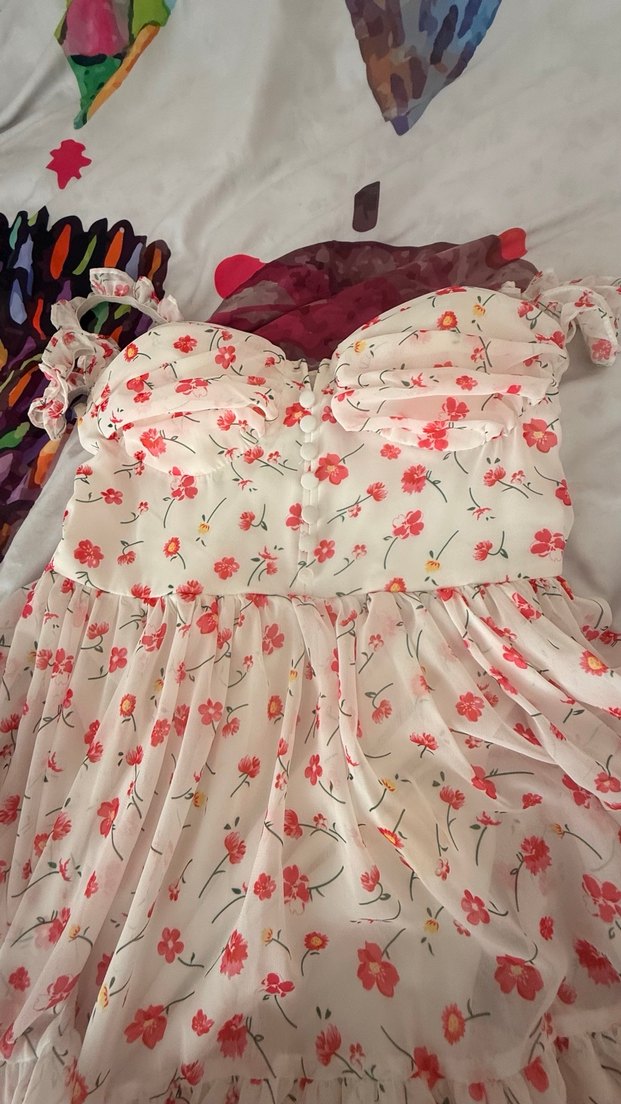 Çiçek Desenli Fırfırlı Beyaz Midi Elbise - Görsel 3