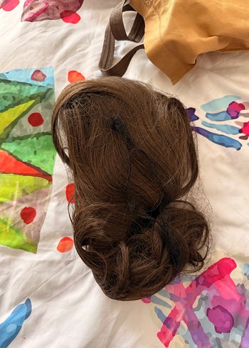 Doğal dalgalı kumral peruk - Görsel 4