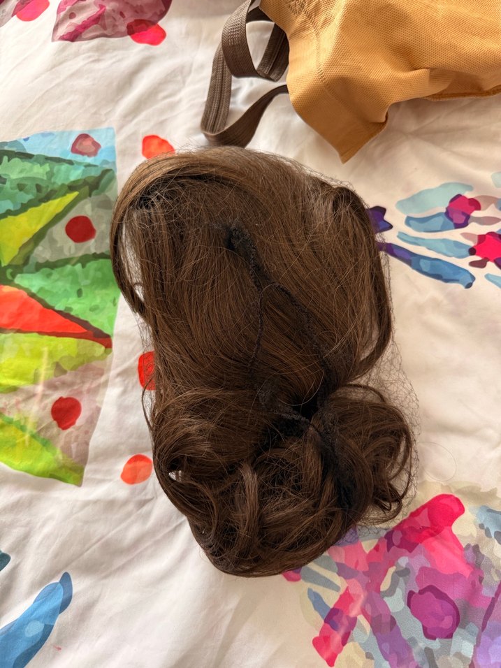 Doğal dalgalı kumral peruk - Görsel 4