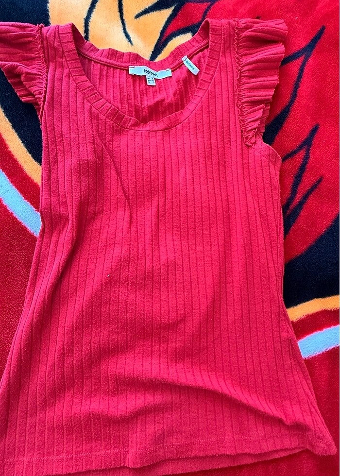 Koton kırmızı fırfırlı sıfır kol body - Görsel 4