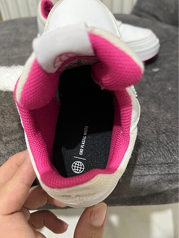 24 Beden Orijinal Adidas çocuk ayakkabı