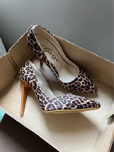 Diğer Stiletto