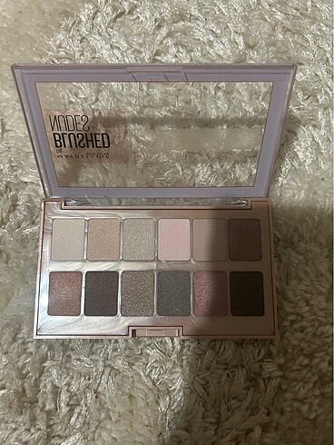 Maybelline göz farı