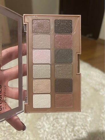  Beden Renk Maybelline göz farı