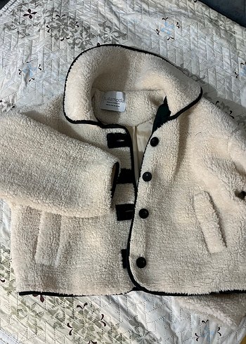 Düğmeli Beyaz Midi Kadın peluş Mont