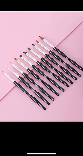 Diğer 10 adet nail art fırçası