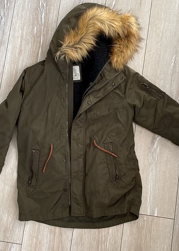 Zara Kahverengi Kürklü Erkek Çocuk Mont