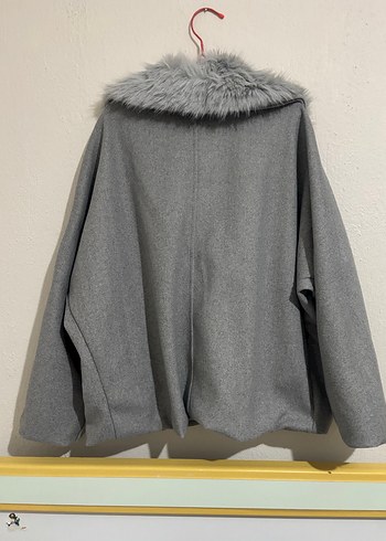 Gri Kürk Yaka Kaban - Görsel 2