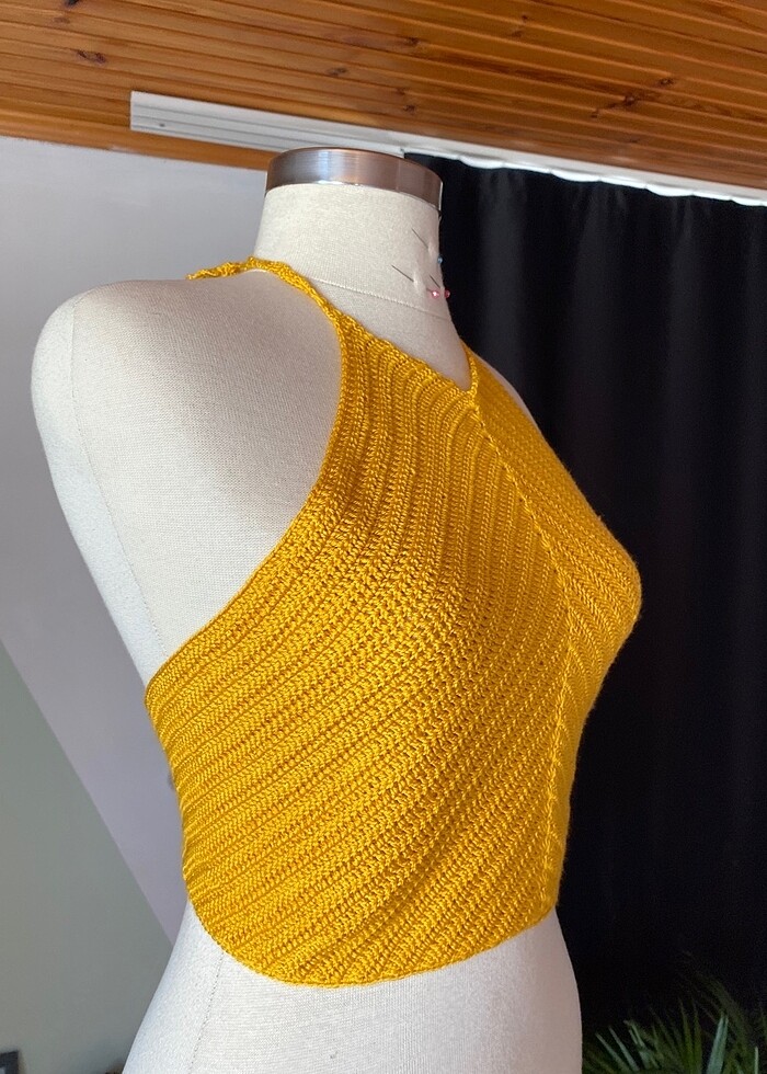 Özel tasarım crop top - Görsel 2