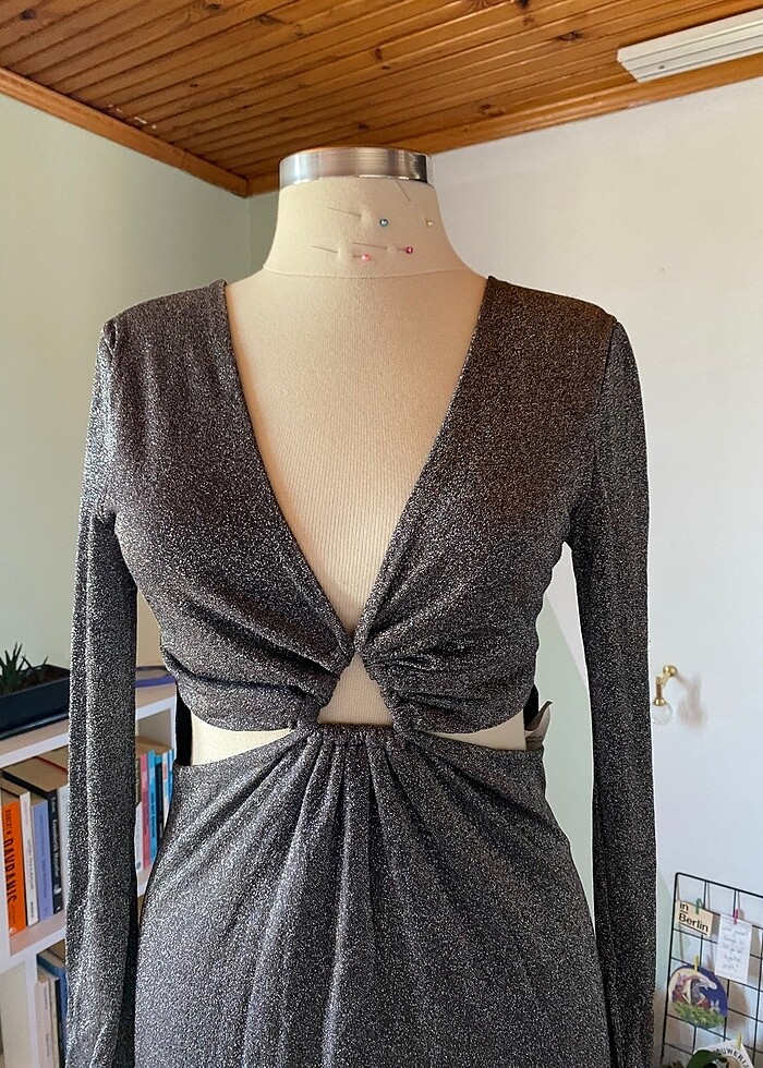 Twist gece elbisesi, hiç giyilmedi - Görsel 5