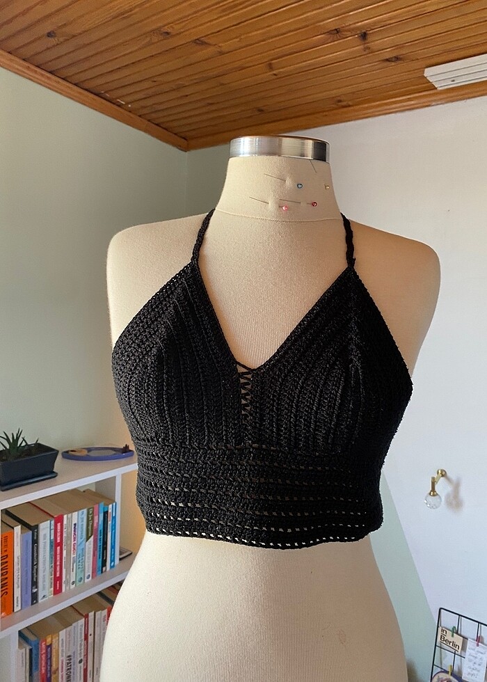 Özel tasarım crop top - Görsel 2