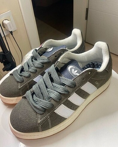 Yenı etıketlı renk ve beden secınız - Görsel 3