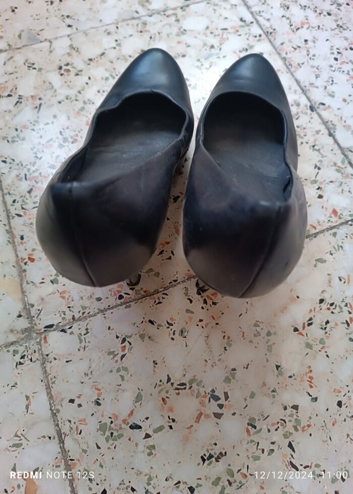 Deri topuklu ayakkabi - Görsel 3