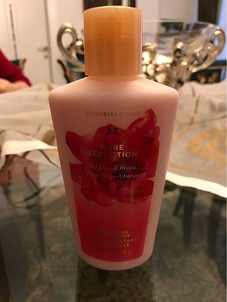 Victoria secret body lotion