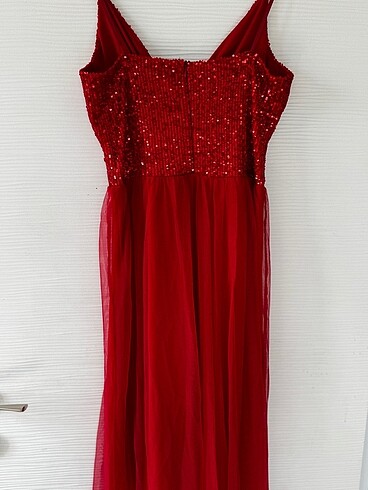 Kırmızı elbise - Görsel 5