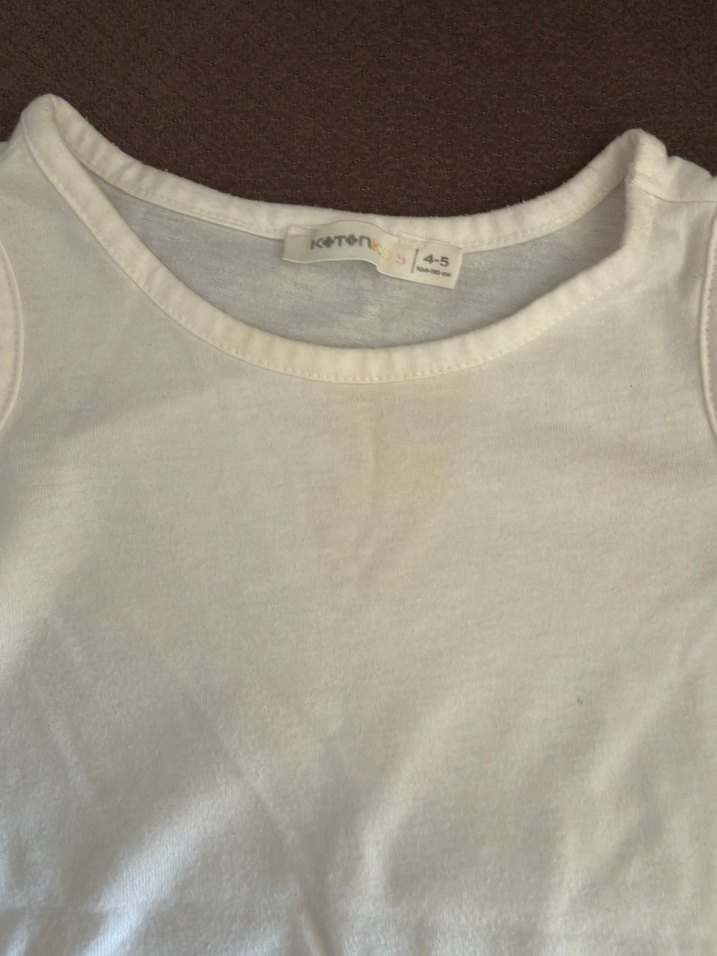 Kısa Tayt ve Tişört - Görsel 4