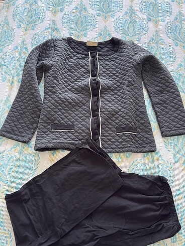 Pijama Takımı
