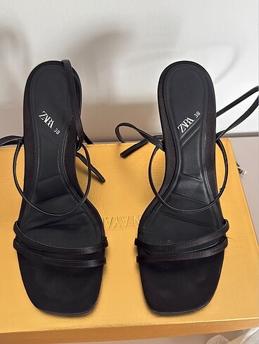 Zara Topuklu Ayakkabı