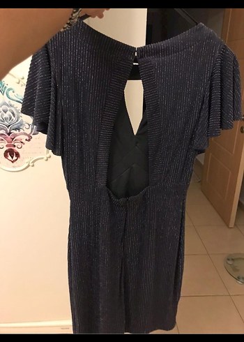 V Yaka Siyah Triko Midi Elbise - Görsel 6