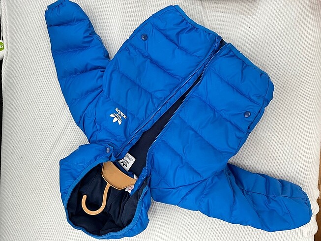 Adidas mont (12-18ay)